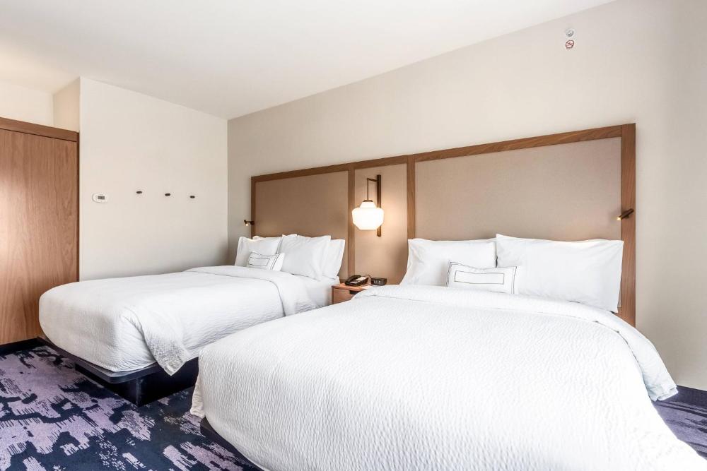 Guest room, 2 Queen interior